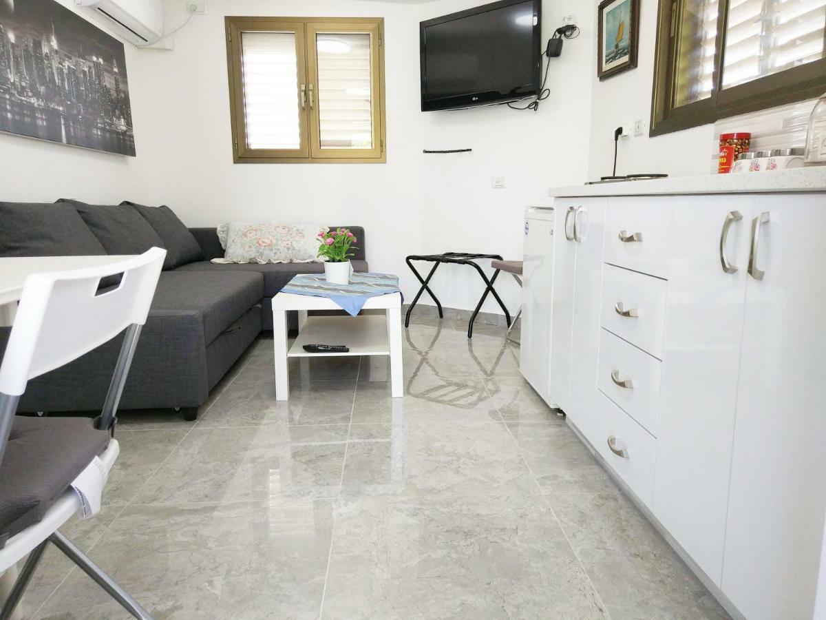 Apartamento Carmela House Arad Exterior foto